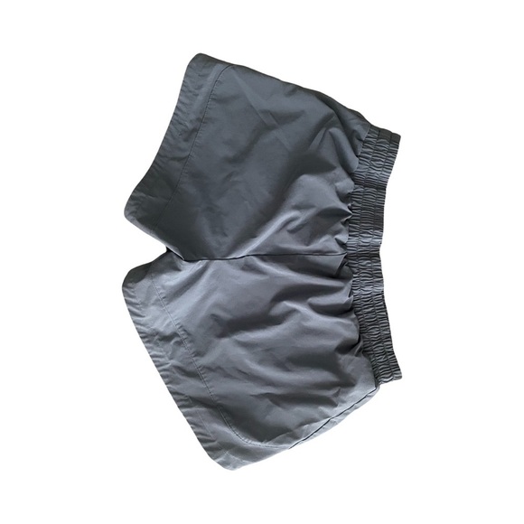 Peloton shorts size small. - Picture 2 of 4